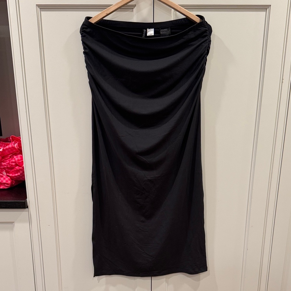 H&M Black Pencil Skirt
